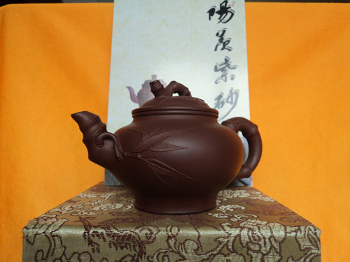 小型竹節(jié)壺